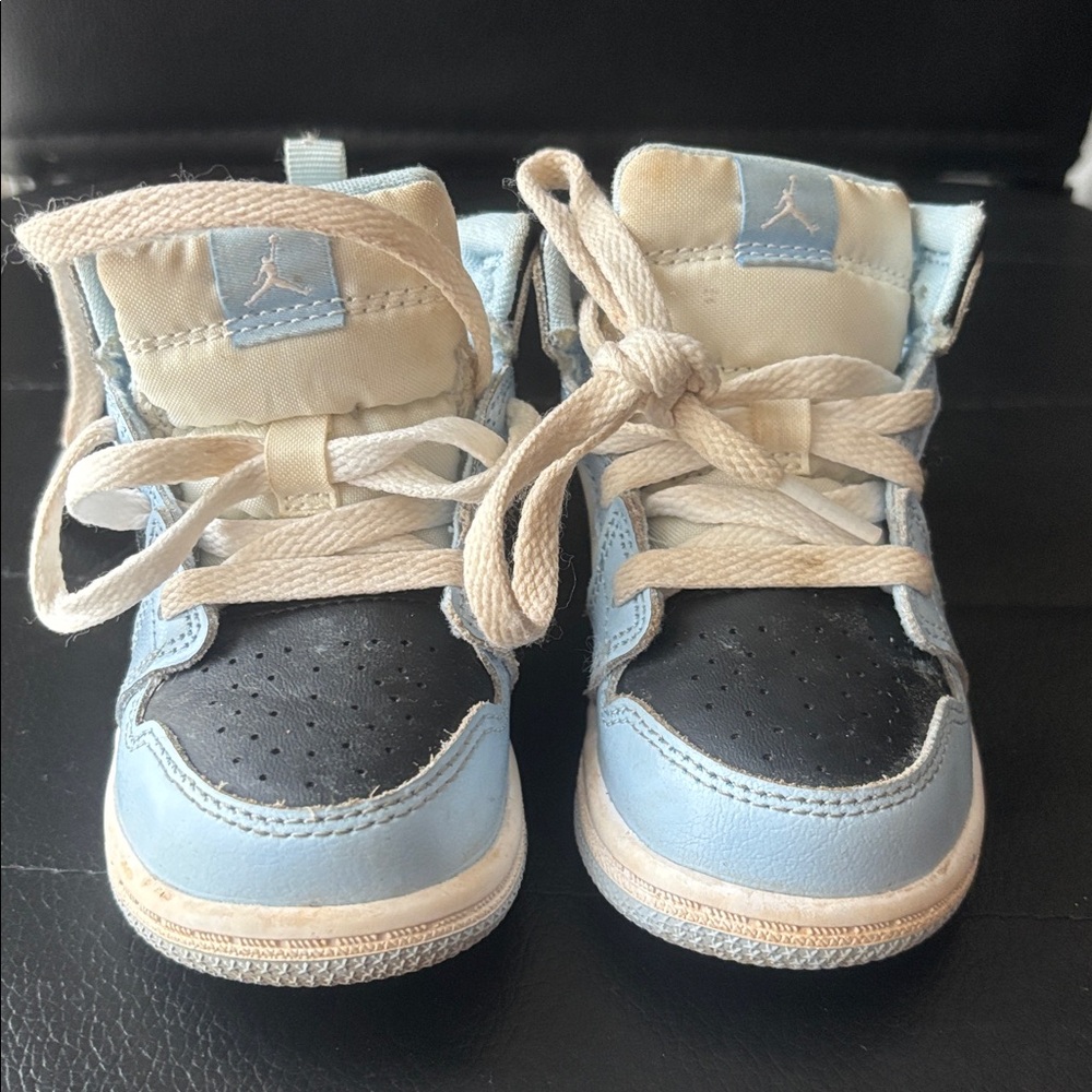 Jordan Light Blue Baby Sneakers